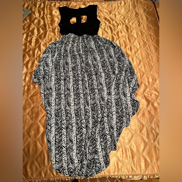 Party Dress - Picture 4 of 5